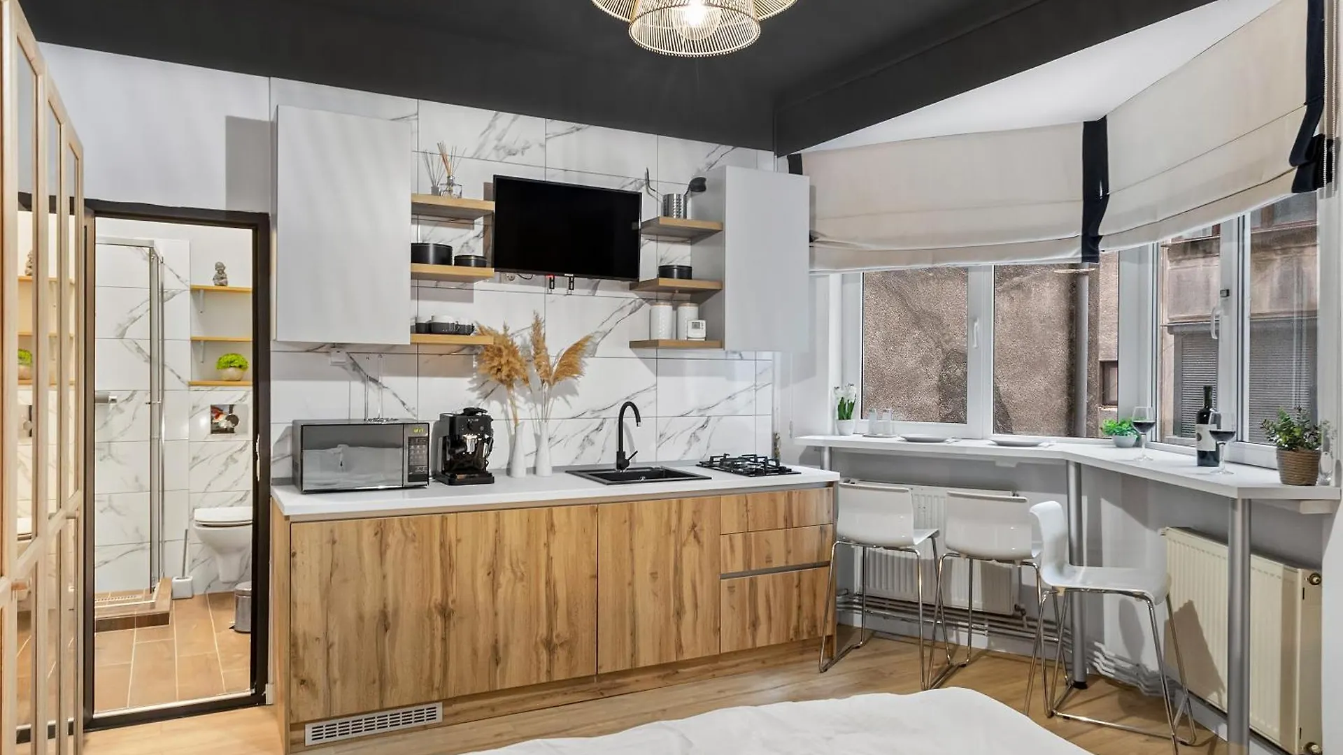 Old Town Cozy Suites - Smardan 부쿠레슈티 0*,  루마니아